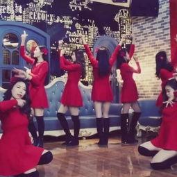 成人中式新年舞蹈视频,中式新年舞蹈风采展示